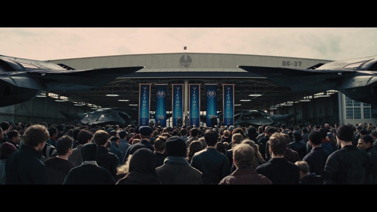 The_Hunger_Games_Catching_Fire_2013_1080p_BluRay_x264_AAC_-_Ozlem_01896.jpg