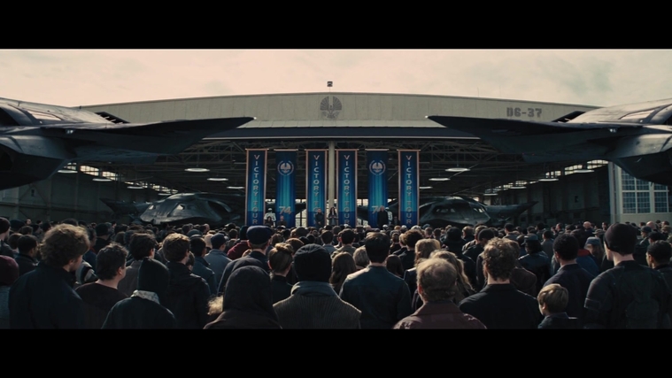 The_Hunger_Games_Catching_Fire_2013_1080p_BluRay_x264_AAC_-_Ozlem_01898.jpg
