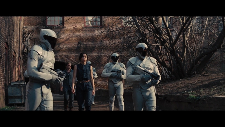The_Hunger_Games_Catching_Fire_2013_1080p_BluRay_x264_AAC_-_Ozlem_04076.jpg