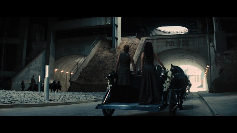 The_Hunger_Games_Catching_Fire_2013_1080p_BluRay_x264_AAC_-_Ozlem_04760.jpg