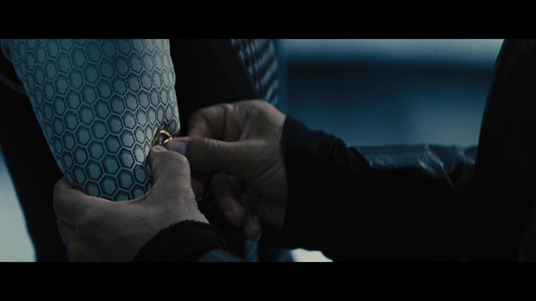 The_Hunger_Games_Catching_Fire_2013_1080p_BluRay_x264_AAC_-_Ozlem_06700.jpg