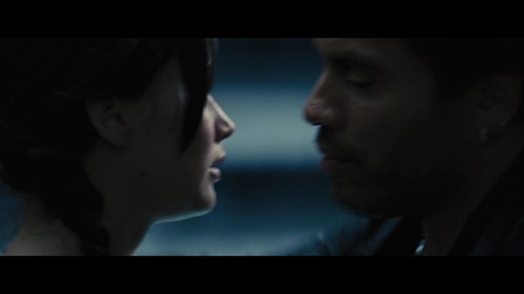 The_Hunger_Games_Catching_Fire_2013_1080p_BluRay_x264_AAC_-_Ozlem_06714.jpg