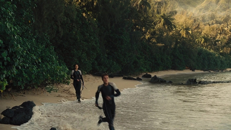The_Hunger_Games_Catching_Fire_2013_1080p_BluRay_x264_AAC_-_Ozlem_08913.jpg