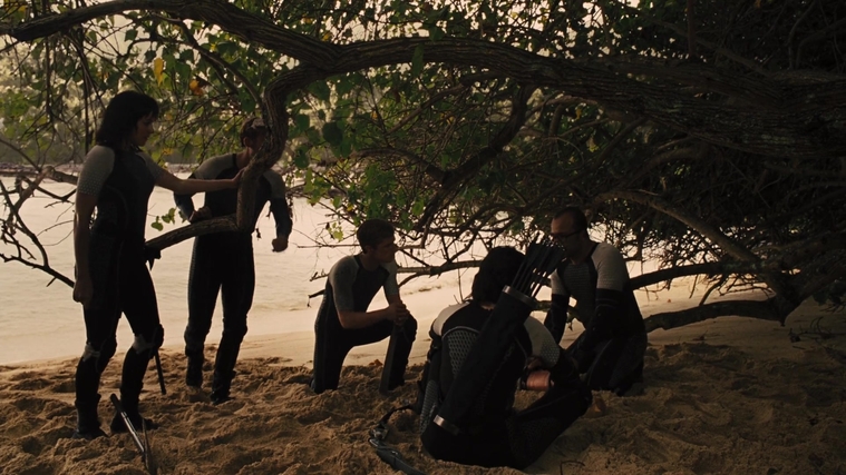 The_Hunger_Games_Catching_Fire_2013_1080p_BluRay_x264_AAC_-_Ozlem_09696.jpg