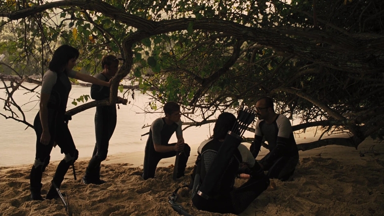 The_Hunger_Games_Catching_Fire_2013_1080p_BluRay_x264_AAC_-_Ozlem_09700.jpg