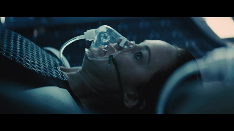 The_Hunger_Games_Catching_Fire_2013_1080p_BluRay_x264_AAC_-_Ozlem_10799.jpg