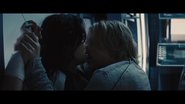 The_Hunger_Games_Catching_Fire_2013_1080p_BluRay_x264_AAC_-_Ozlem_10899.jpg