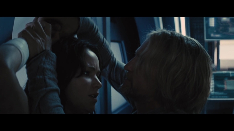 The_Hunger_Games_Catching_Fire_2013_1080p_BluRay_x264_AAC_-_Ozlem_10903.jpg