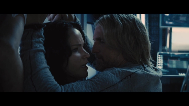 The_Hunger_Games_Catching_Fire_2013_1080p_BluRay_x264_AAC_-_Ozlem_10921.jpg