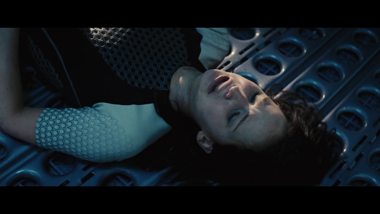 The_Hunger_Games_Catching_Fire_2013_1080p_BluRay_x264_AAC_-_Ozlem_10991.jpg