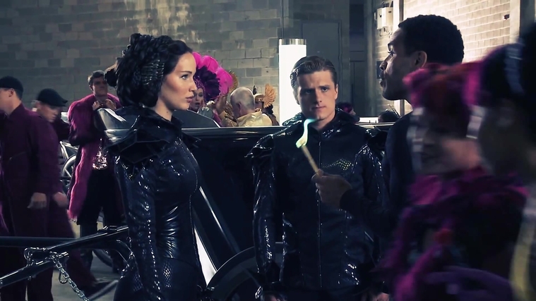 The_Hunger_Games__Catching_Fire_28Behind_the_Scenes29_2820529.jpg