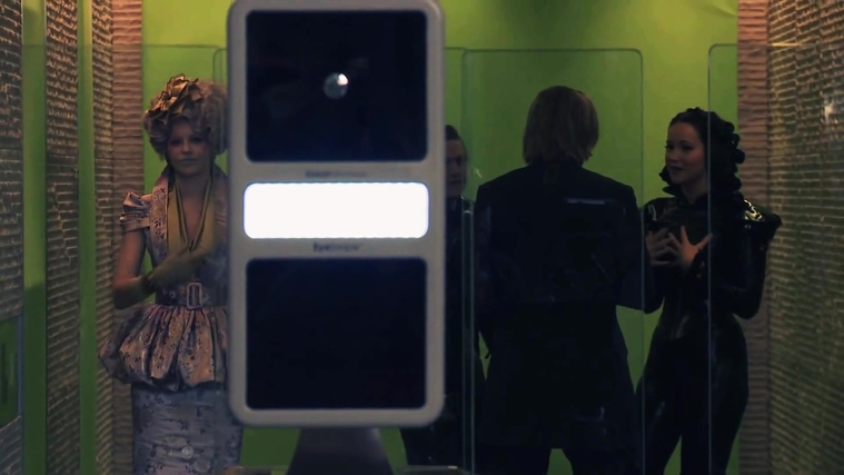 The_Hunger_Games__Catching_Fire_28Behind_the_Scenes29_2821329.jpg
