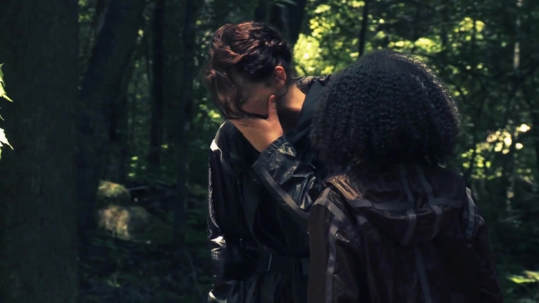The_Hunger_Games__Catching_Fire_28Behind_the_Scenes29_282729.jpg