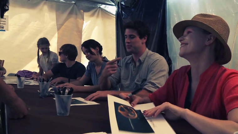 The_Hunger_Games__Catching_Fire_28Behind_the_Scenes29_2828429.jpg