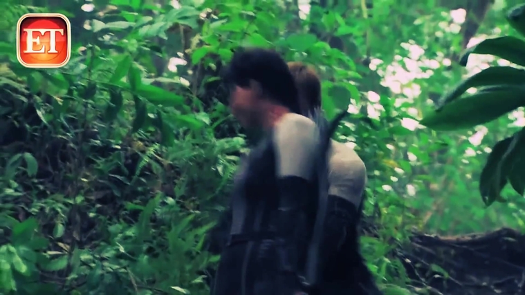 The_Hunger_Games__Catching_Fire_28Behind_the_Scenes29_2832829.jpg