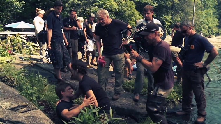 The_Hunger_Games__Catching_Fire_28Behind_the_Scenes29_2834729.jpg