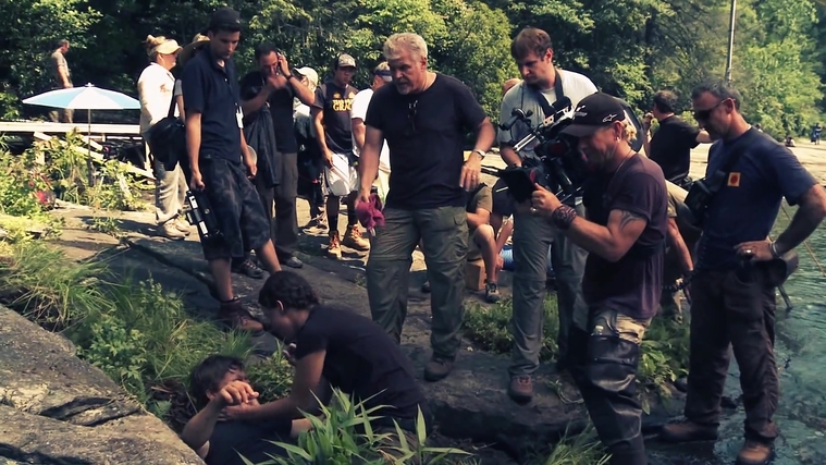 The_Hunger_Games__Catching_Fire_28Behind_the_Scenes29_2835229.jpg