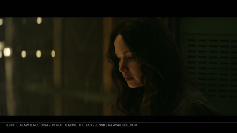The_Hunger_Games__Mockingjay_Part_1_-_22Return_to_District_1222_007.jpg