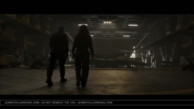 The_Hunger_Games__Mockingjay_Part_1_-_22Return_to_District_1222_013.jpg