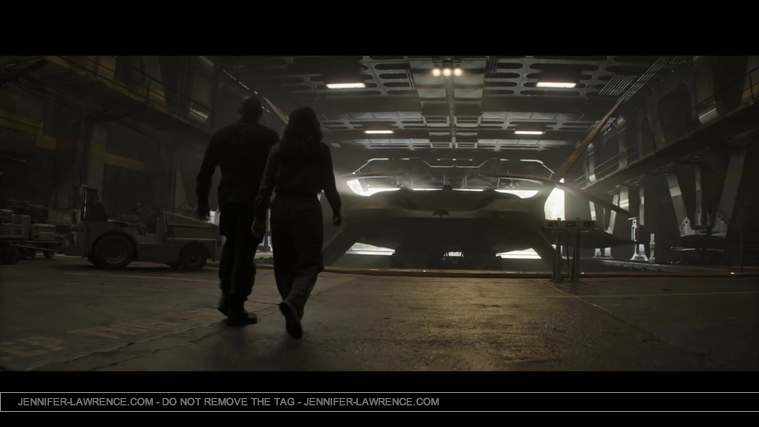 The_Hunger_Games__Mockingjay_Part_1_-_22Return_to_District_1222_018.jpg