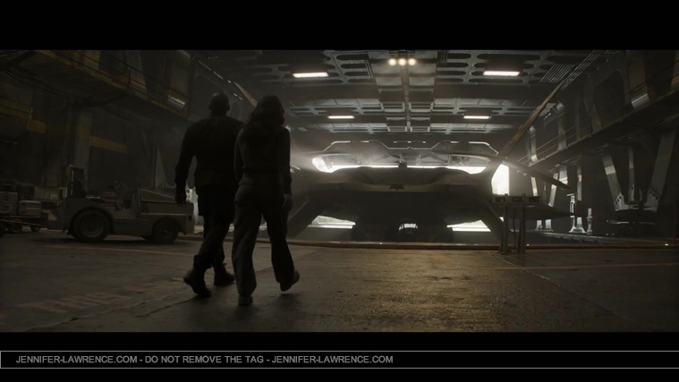 The_Hunger_Games__Mockingjay_Part_1_-_22Return_to_District_1222_019.jpg