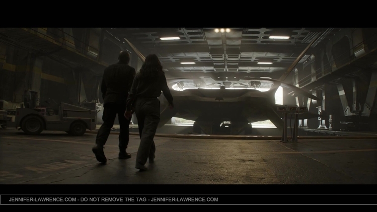 The_Hunger_Games__Mockingjay_Part_1_-_22Return_to_District_1222_021.jpg