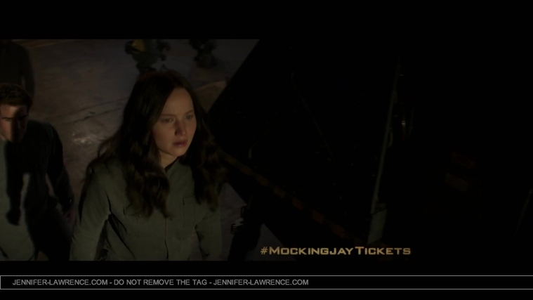 The_Hunger_Games__Mockingjay_Part_1_-_22Return_to_District_1222_026.jpg