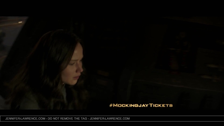 The_Hunger_Games__Mockingjay_Part_1_-_22Return_to_District_1222_029.jpg