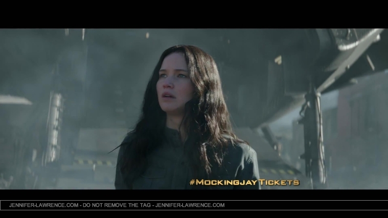 The_Hunger_Games__Mockingjay_Part_1_-_22Return_to_District_1222_062.jpg