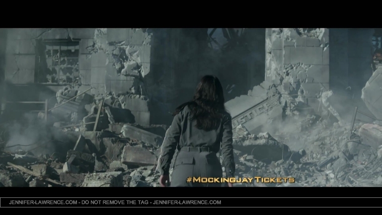 The_Hunger_Games__Mockingjay_Part_1_-_22Return_to_District_1222_083.jpg