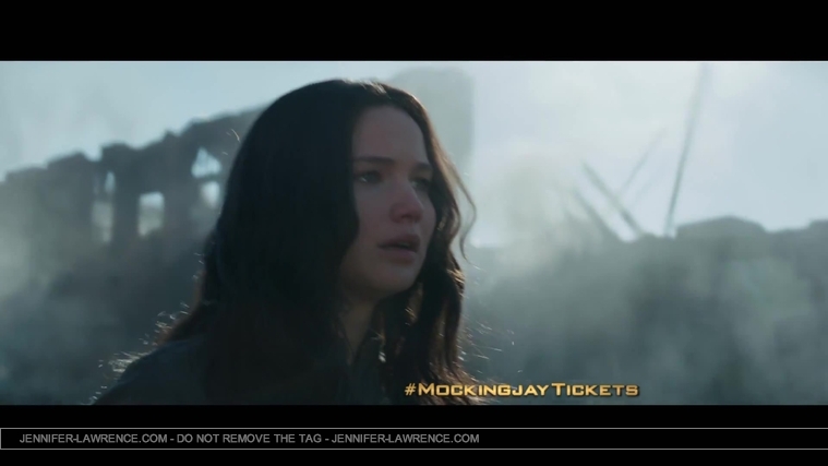 The_Hunger_Games__Mockingjay_Part_1_-_22Return_to_District_1222_085.jpg