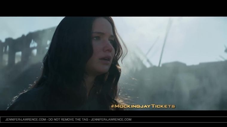 The_Hunger_Games__Mockingjay_Part_1_-_22Return_to_District_1222_086.jpg