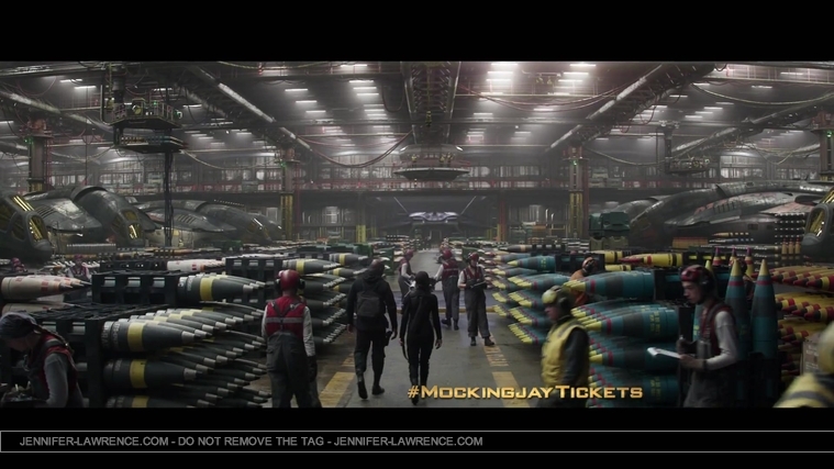 The_Hunger_Games__Mockingjay_Part_1_-_22The_Choice22_Official_TV_Spot_046.jpg