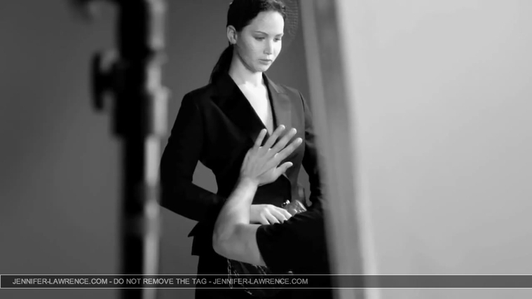 The_Making_of_the_Miss_Dior_Bag_ad_campaign_ft__Jennifer_Lawrence_2810129.jpg