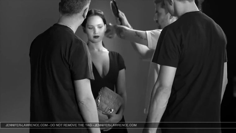The_Making_of_the_Miss_Dior_Bag_ad_campaign_ft__Jennifer_Lawrence_2811829.jpg