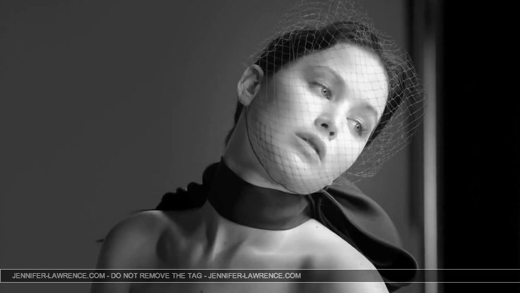 The_Making_of_the_Miss_Dior_Bag_ad_campaign_ft__Jennifer_Lawrence_2814229.jpg