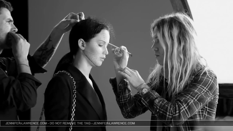 The_Making_of_the_Miss_Dior_Bag_ad_campaign_ft__Jennifer_Lawrence_282129.jpg
