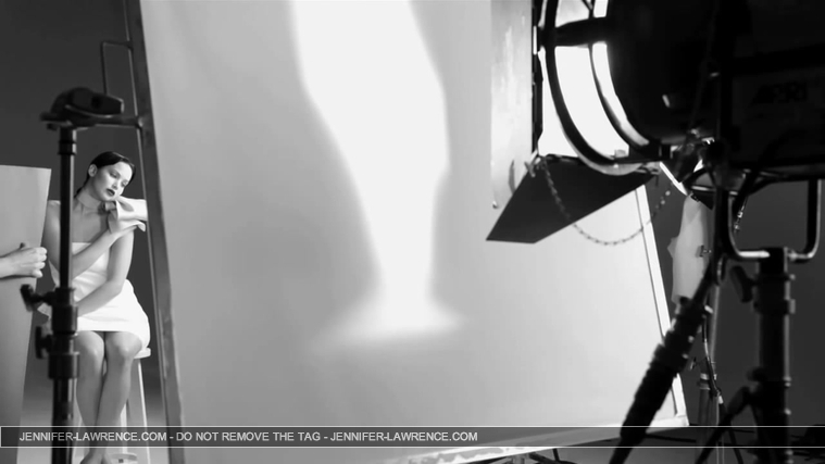 The_Making_of_the_Miss_Dior_Bag_ad_campaign_ft__Jennifer_Lawrence_28629.jpg