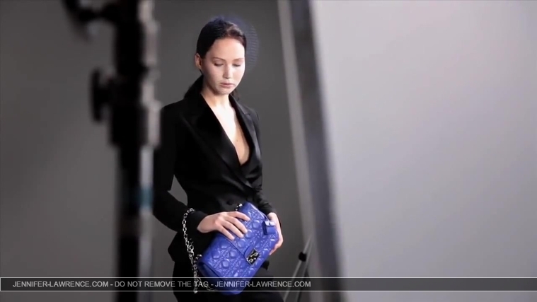 The_Making_of_the_Miss_Dior_Bag_ad_campaign_ft__Jennifer_Lawrence_288529.jpg