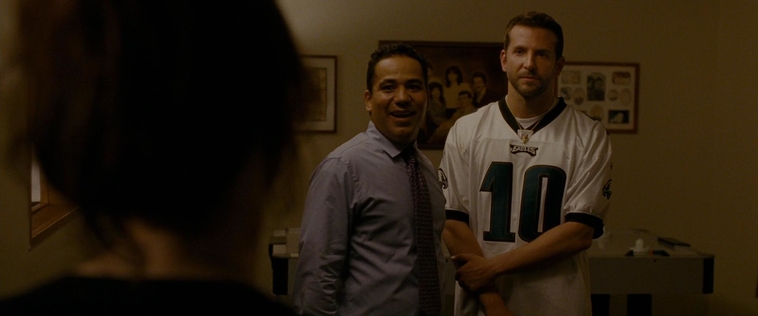 The_Silver_Linings_Playbook_CAPTURES_28329.jpg