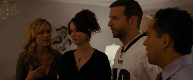 The_Silver_Linings_Playbook_CAPTURES_284129.jpg