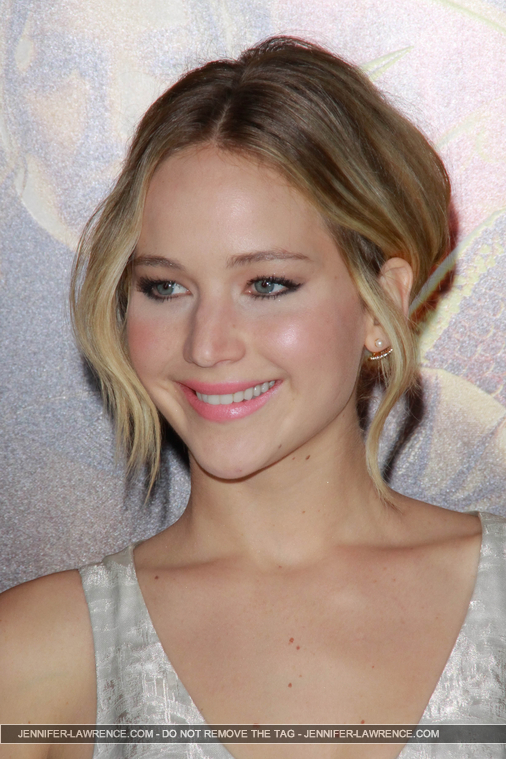 W_November_17_-__Mockingjay_Part_1__LA_Premiere_282629.jpg