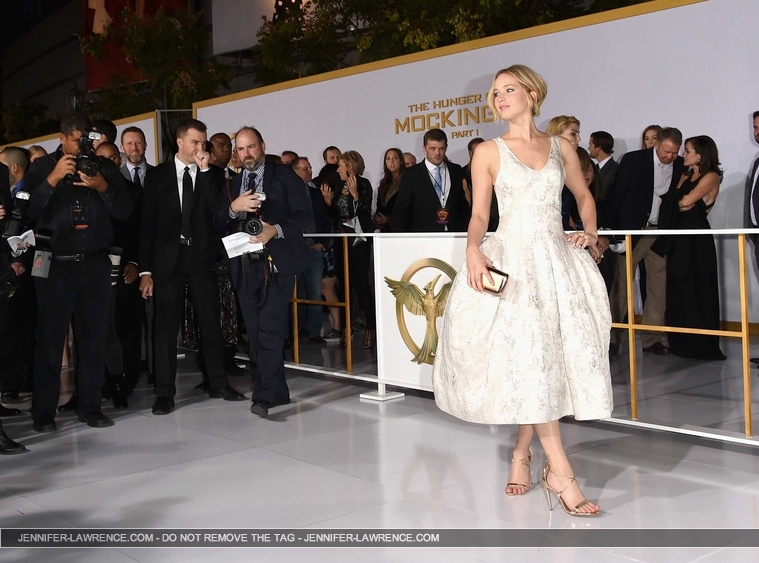 W_November_17_-__Mockingjay_Part_1__LA_Premiere_282829.jpg