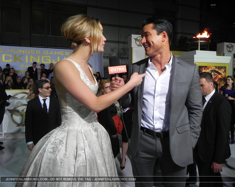 W_November_17_-__Mockingjay_Part_1__LA_Premiere_283229.jpg