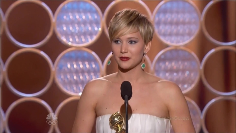 Winning_a_Golden_Globe_for_Best_Supporting_Actress__2823029.jpg