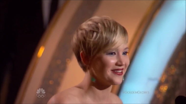Winning_a_Golden_Globe_for_Best_Supporting_Actress__2828329.jpg
