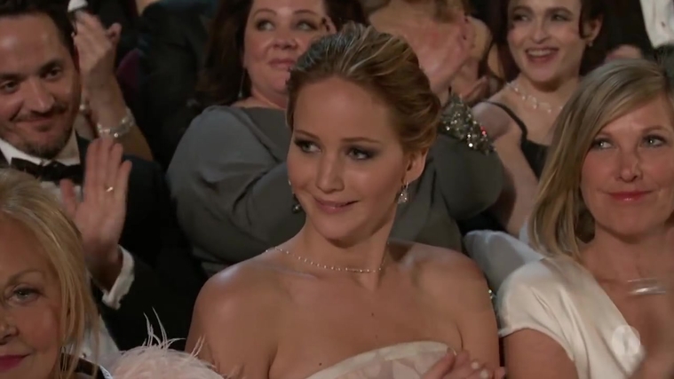 Winning_a_Oscar_for_Best_Actress_281029.jpg