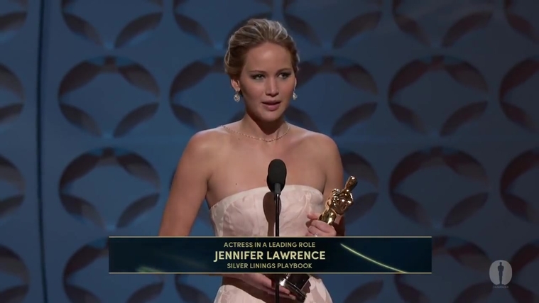 Winning_a_Oscar_for_Best_Actress_2812629.jpg