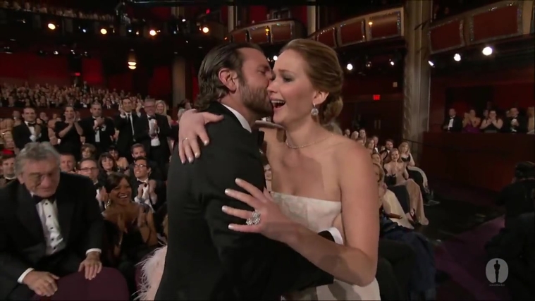 Winning_a_Oscar_for_Best_Actress_283929.jpg
