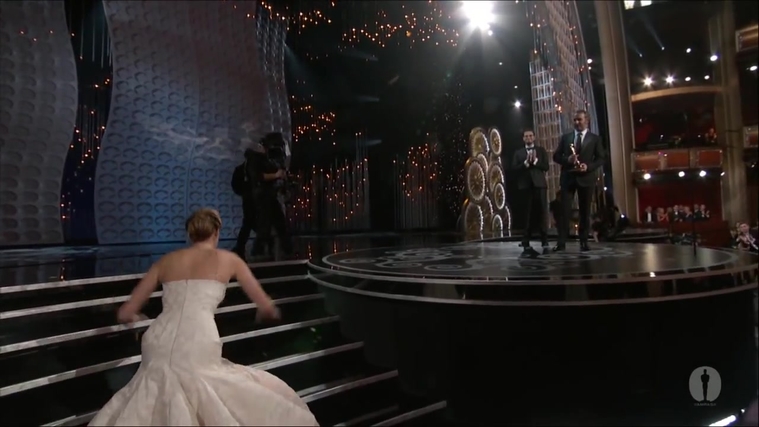 Winning_a_Oscar_for_Best_Actress_285229.jpg